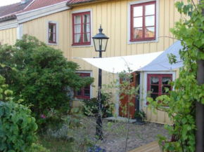 One Room Bed & Breakfast in Skänninge